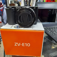 Câmera Sony ZV-E10 + 16-50mm – Completa com Caixa ✨📸