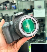 Câmera CANON 200D com Lente 18-55mm – Seminova ✨📸