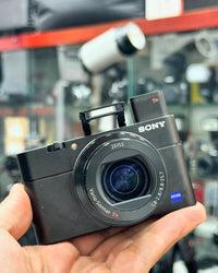 Câmera SONY RX100 M5 – Compacta Premium ✨📸