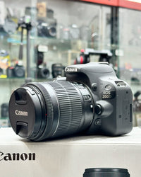 CANON 200D com Lente 18-55mm – Seminova ✨📸