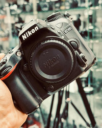 Câmera Nikon D7100 – Corpo
